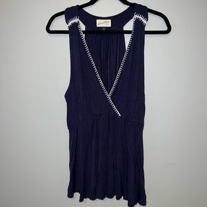 Universal Thread navy tank